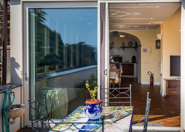 Ilary House - De Vivo Realty Tatil Evi *