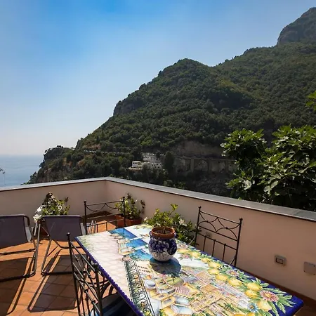 Ilary House - De Vivo Realty * Positano