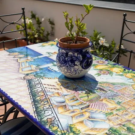 Ilary House - De Vivo Realty 펜션 *