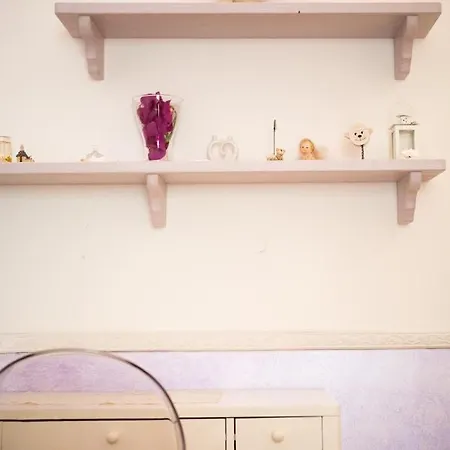 펜션 Ilary House - De Vivo Realty