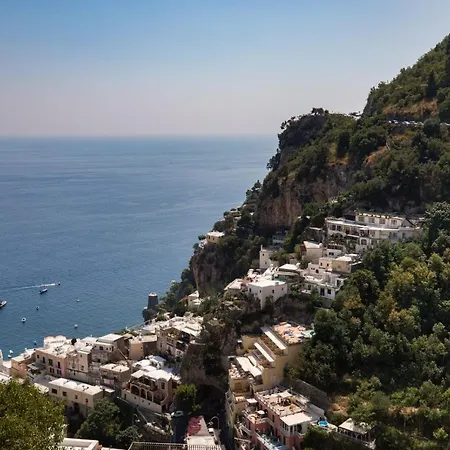 펜션 Ilary House - De Vivo Realty *