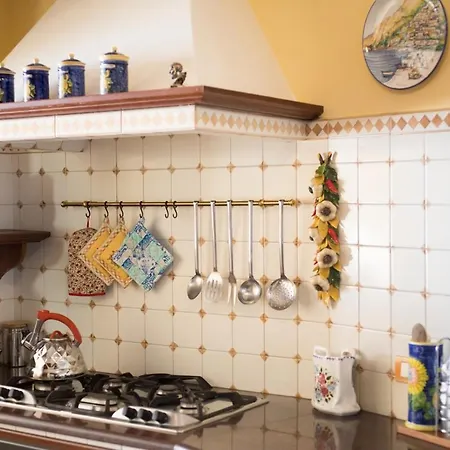 Ferienhaus De Vivo Realty - Ilary House