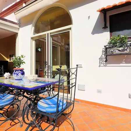 De Vivo Realty - Ilary House Positano